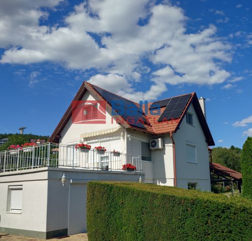 Velence (Velence) - Csongor utca:  176 m²-es családi ház   (198'000'000 ,- Ft)