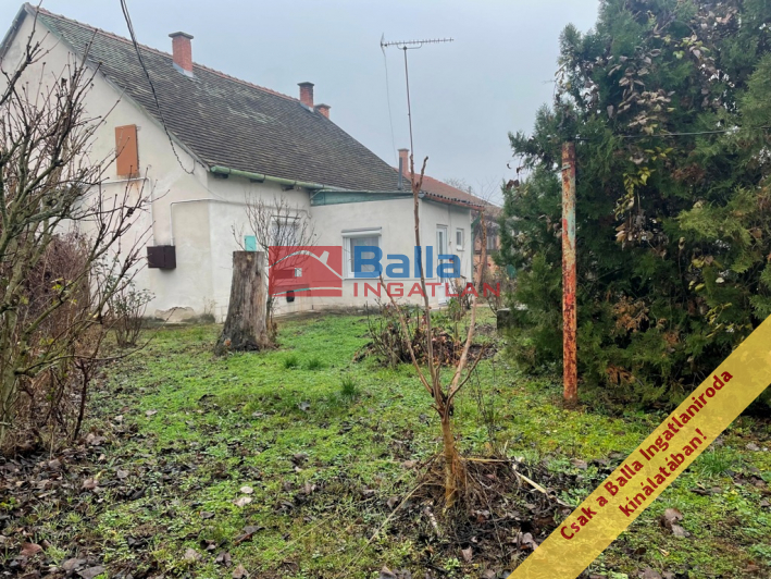 Sződliget - Szeszgyár utca:  44 m&sup2;-es házrész   (34'500'000 ,- Ft)