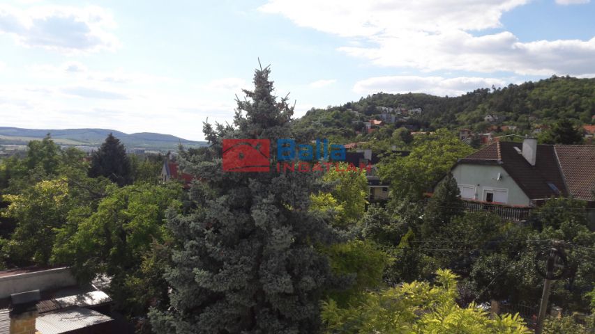 Budaörs - Tárogató utca:  118 m²-es ikerház   (235'000'000 ,- Ft)