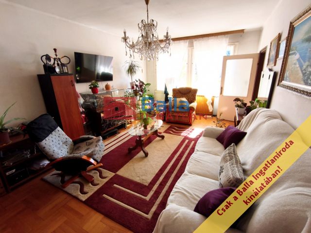 XVI. Kerület (Árpádföld) - Timur utca környéke:  145 m²-es ikerház   (129'999'999 ,- Ft)