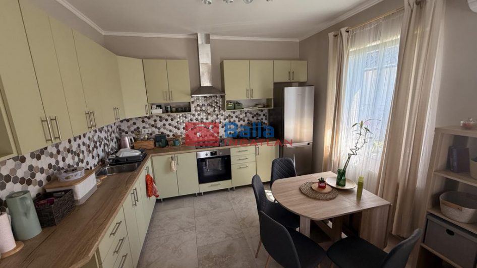 XVII. Kerület (Rákoscsaba) - Battonya utca környékén lévő utca:  85 m&sup2;-es ikerház   (119'000'000 ,- Ft)