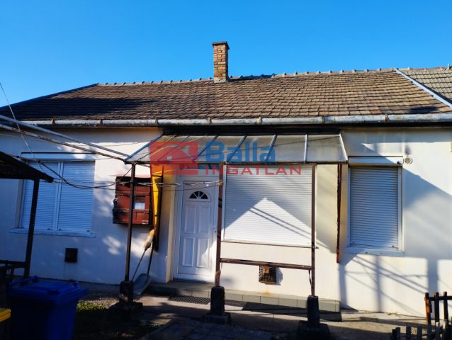 Dunaharaszti - Némedi út közeli utca:  65 m²-es ikerház   (42'800'000 ,- Ft)