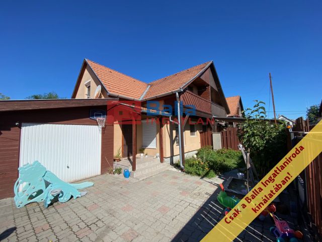 Majosháza - Majosháza utca:  65 m²-es sorház   (54'900'000 ,- Ft)