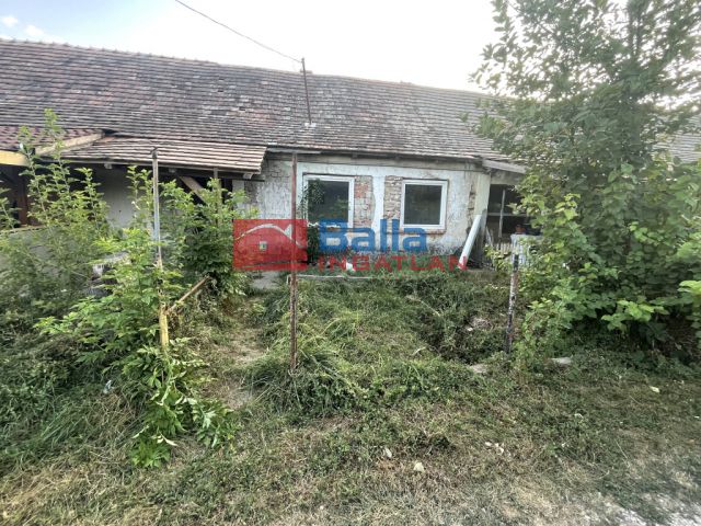 Pusztaszabolcs (Pusztaszabolcs) - Felsőcikola utca:  50 m²-es sorház   (6'490'000 ,- Ft)