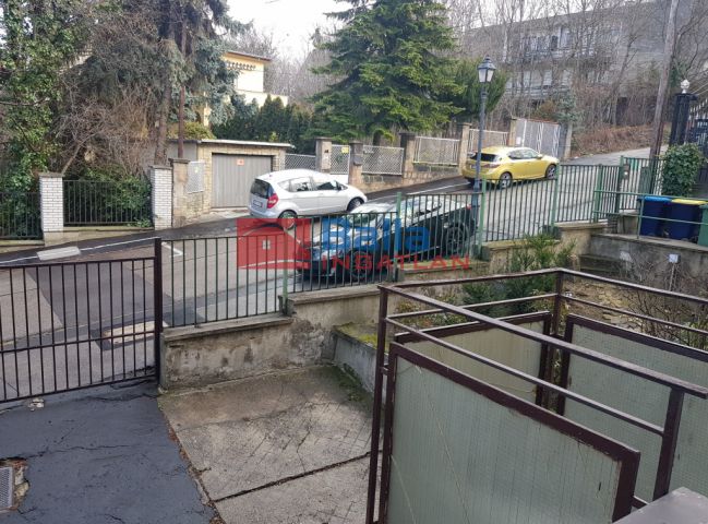 I. Kerület (Gellérthegy) - Berényi utca:  39 m²-es társasházi lakás   (61'500'000 ,- Ft)