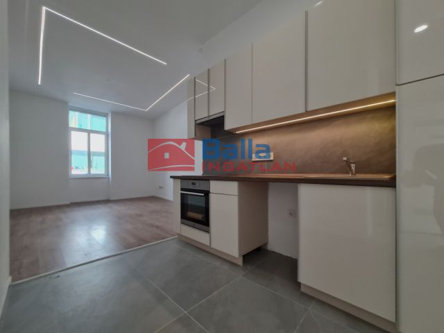 II. kerület (Országút) - Fényes Elek utca:  36 m²-es társasházi lakás   (63'900'000 ,- Ft)