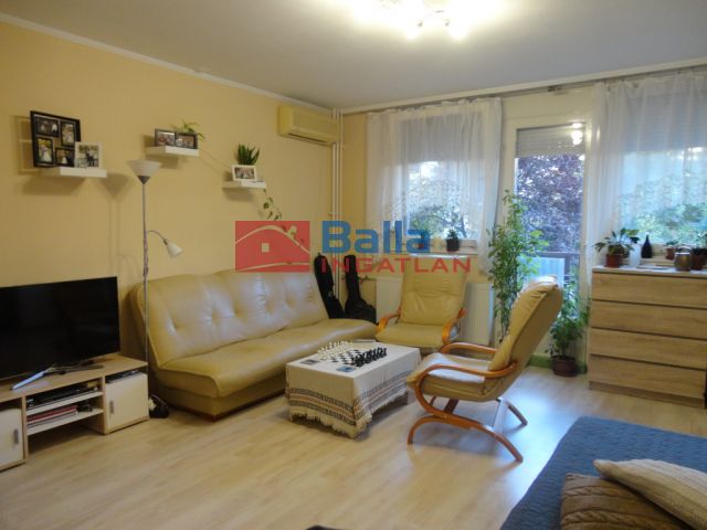 IV. Kerület (Újpest) - Pálya utca:  52 m²-es társasházi lakás   (69'500'000 ,- Ft)