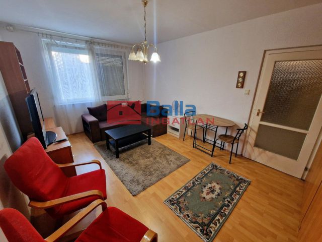 IV. Kerület (Újpest) - Virág utca:  34 m²-es társasházi lakás   (53'300'000 ,- Ft)