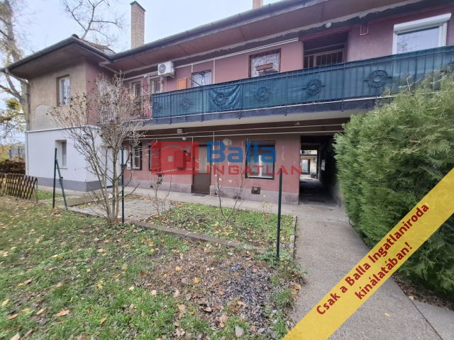 IV. Kerület (Újpest-kertváros) - Irányi Dániel utca:  32 m²-es társasházi lakás   (32'500'000 ,- Ft)