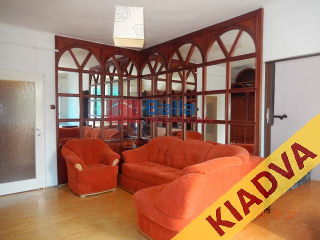 IX. Kerület (József Attila ltp.) - Dési Huber utca:  53 m²-es társasházi lakás   (190'000 ,- Ft)