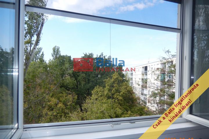 IX. Kerület (József Attila ltp.) - Dési Huber utca:  54 m²-es társasházi lakás   (64'800'000 ,- Ft)
