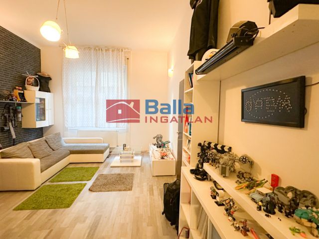 IX. Kerület (Középső Ferencváros (Rehabilitációs terület)) - Duna/Egyetemközeli:  73 m²-es társasházi lakás   (84'600'000 ,- Ft)