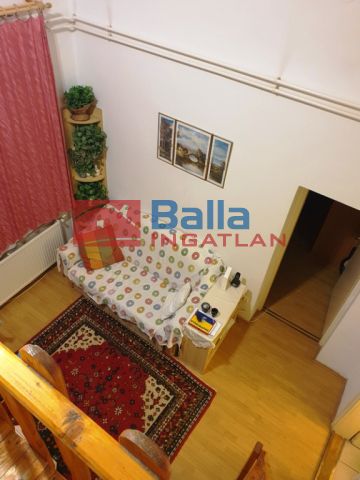 V. Kerület (Lipótváros) - Sas utca:  71 m²-es társasházi lakás   (84'900'000 ,- Ft)