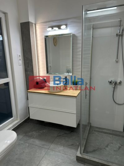 VI. Kerület (Diplomatanegyed) - Epreskert közelében:  79 m&sup2;-es társasházi lakás   (136'000'000 ,- Ft)