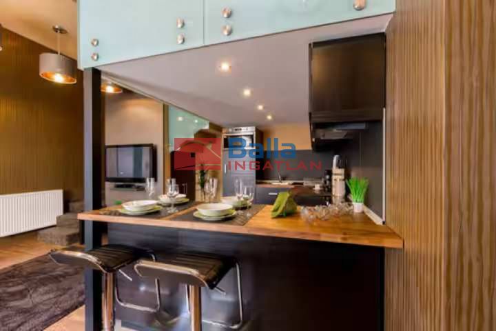 VI. Kerület (Nagykörúton kívül) - Eötvös utca:  69 m²-es társasházi lakás   (500'000 ,- Ft)