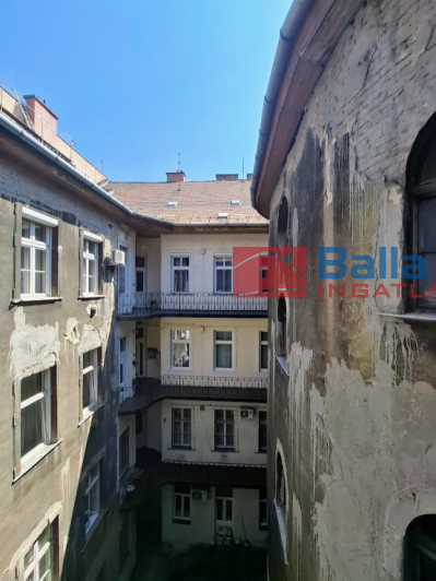 VI. Kerület (Terézváros) - Paulay Ede utca:  71 m&sup2;-es társasházi lakás   (99'980'000 ,- Ft)