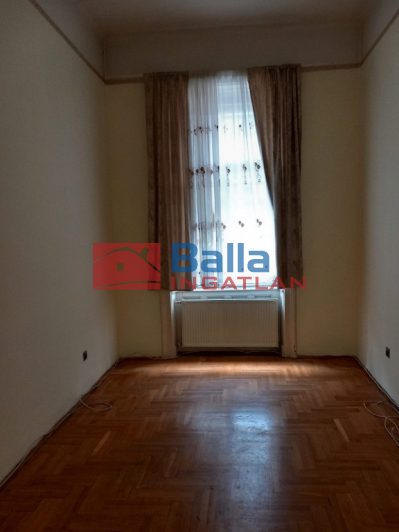 VII. Kerület (Belső-Erzsébetváros) - Akácfa utca:  65 m&sup2;-es társasházi lakás   (83'900'000 ,- Ft)