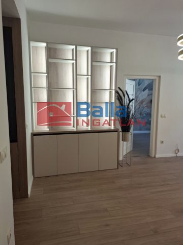 VII. Kerület (Középső-Erzsébetváros) - István utca:  66 m²-es társasházi lakás   (110'900'000 ,- Ft)