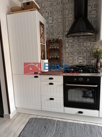 VII. Kerület (Középső-Erzsébetváros) - Nefelejcs utca környékén:  31 m&sup2;-es társasházi lakás   (44'000'000 ,- Ft)