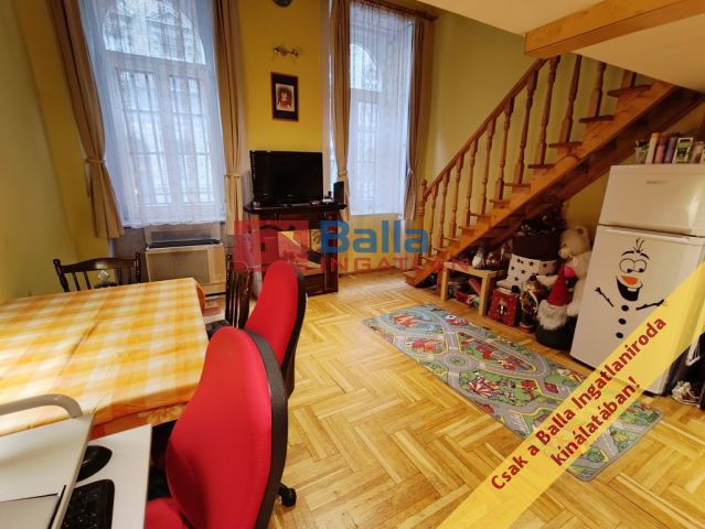 VII. Kerület (Nagykörúton kívül) - Külső-Erzsébetváros:  31 m²-es társasházi lakás   (44'500'000 ,- Ft)