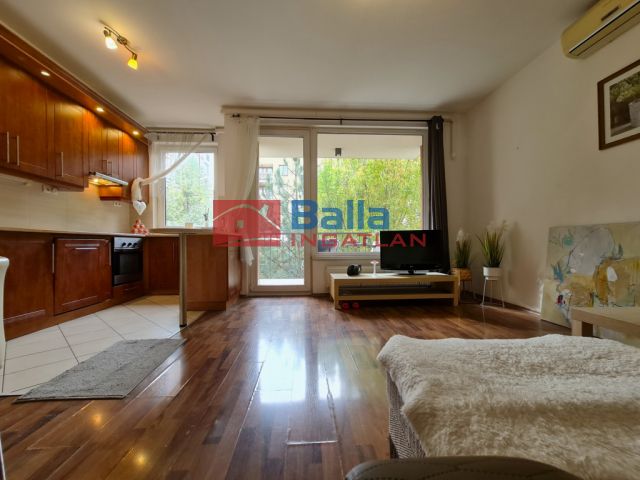 VIII. Kerület (Corvin negyed) - Corvin sétány utca:  83 m²-es társasházi lakás   (135'000'000 ,- Ft)