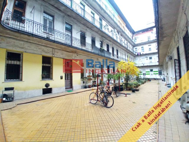 VIII. Kerület (Magdolna negyed) - DOBOZI utca:  42 m²-es társasházi lakás   (47'900'000 ,- Ft)