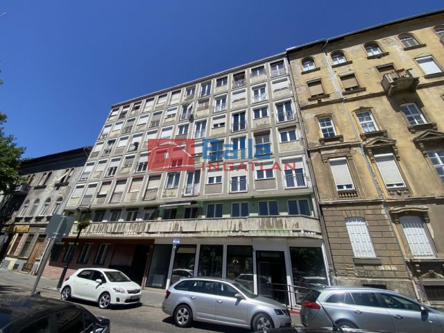 VIII. Kerület (Magdolna negyed) - Kálvária tér:  63 m²-es társasházi lakás   (75'000'000 ,- Ft)