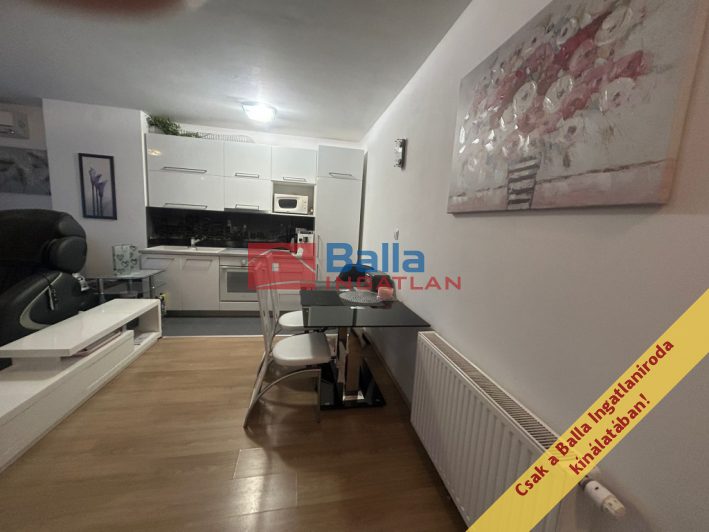 VIII. Kerület (Magdolna negyed) - Penthouse lakás:  83 m&sup2;-es társasházi lakás   (159'000'000 ,- Ft)