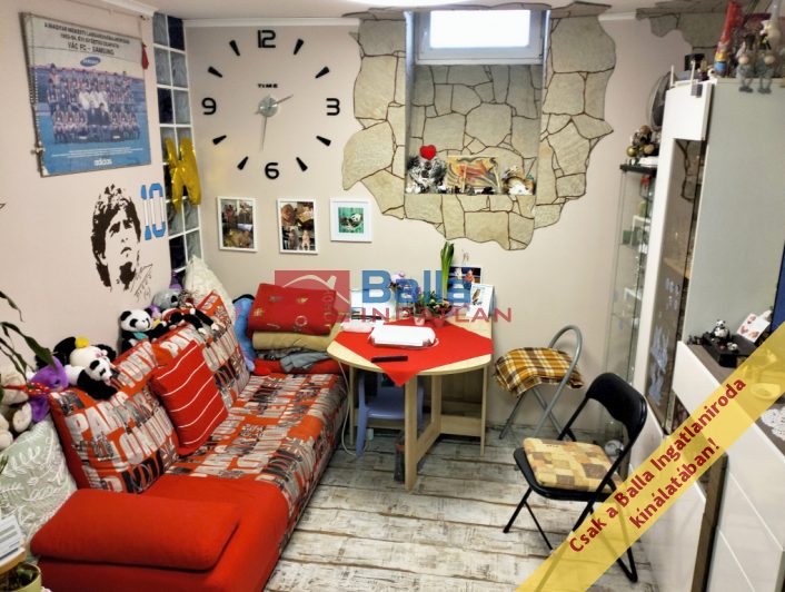 VIII. Kerület (Századosnegyed) - Hungária körút:  46 m&sup2;-es társasházi lakás   (35'000'000 ,- Ft)