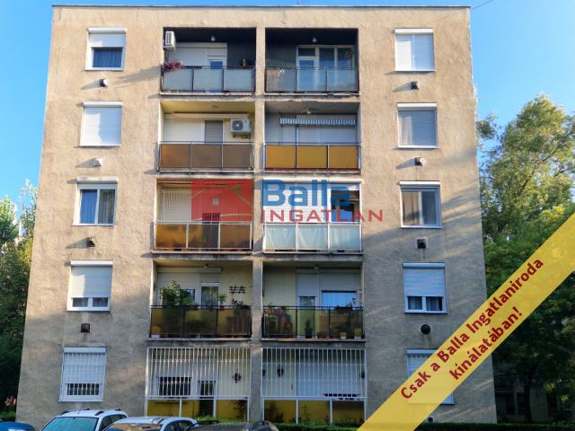 X. Kerület (Óhegy) - Dér utca:  27 m²-es társasházi lakás   (36'900'000 ,- Ft)