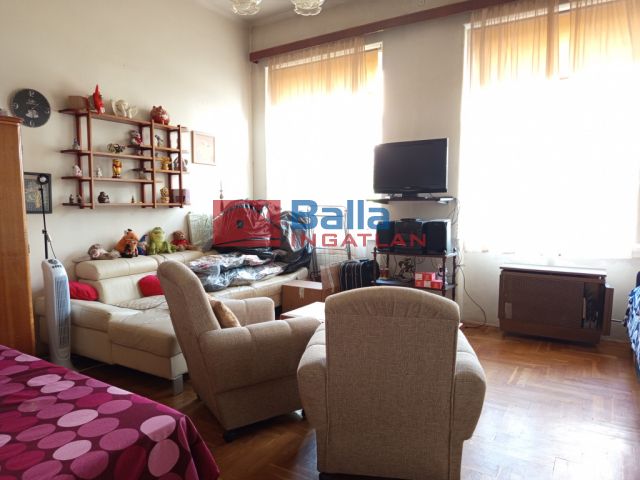 X. Kerület (Óhegy) - Martinovics tér:  53 m²-es társasházi lakás   (51'000'000 ,- Ft)