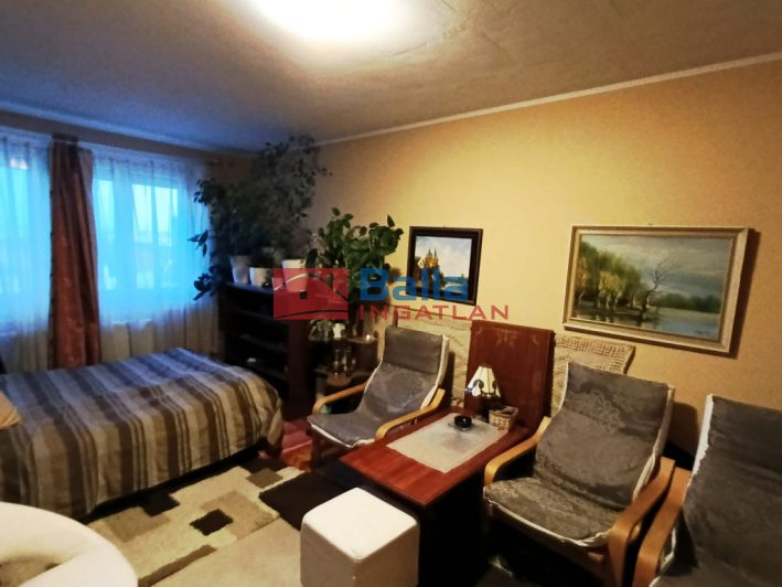 XI. Kerület (Kelenföld) - Bartók Béla út:  50 m&sup2;-es társasházi lakás   (79'000'000 ,- Ft)