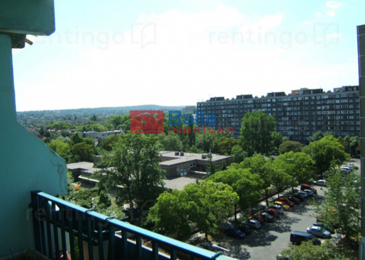 XI. Kerület (Kelenföld) - Etele út:  51 m&sup2;-es társasházi lakás   (240'000 ,- Ft)