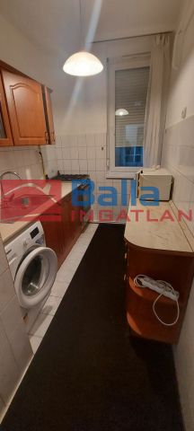 XI. Kerület (Kelenföld) - Rátz László utca:  48 m²-es társasházi lakás   (200'000 ,- Ft)