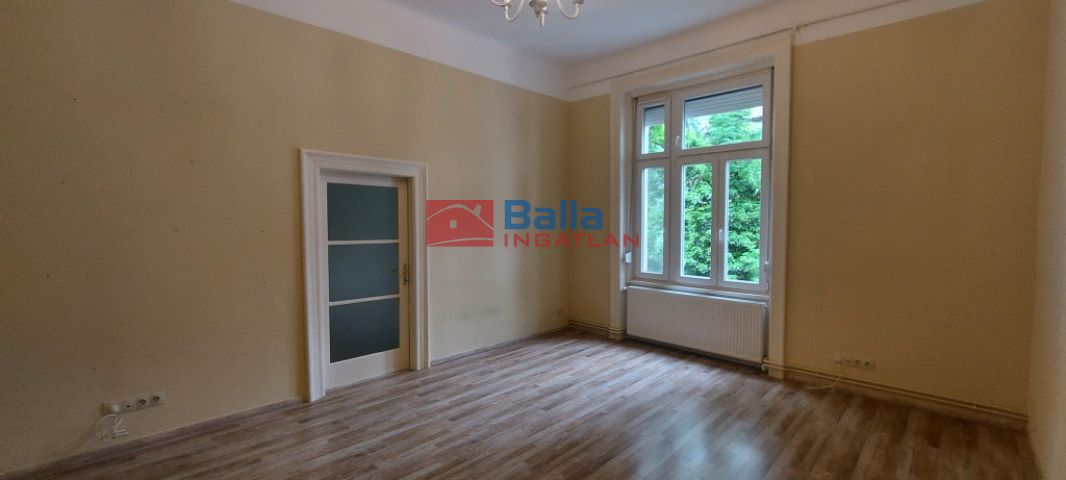 XII. Kerület (Krisztinaváros) - Győri út:  64 m²-es társasházi lakás   (88'000'000 ,- Ft)