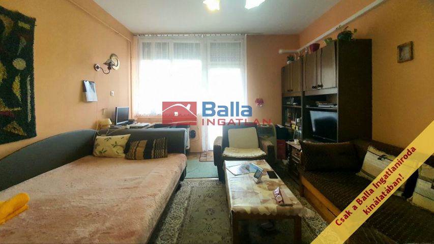 XIII. Kerület (Angyalföld – Gyöngyösi utcai lakótelep) - Tomori utca:  47 m&sup2;-es társasházi lakás   (69'000'000 ,- Ft)