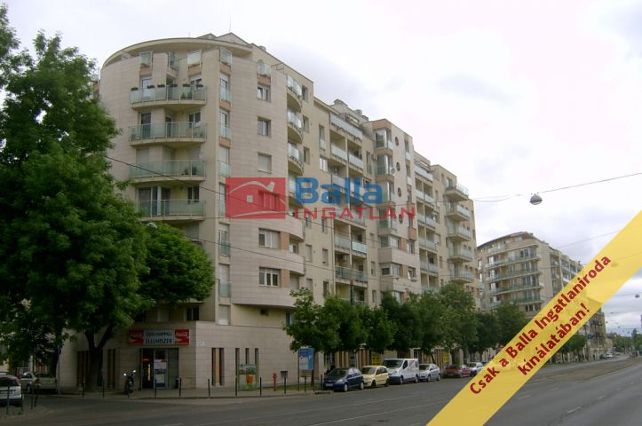XIII. Kerület (Angyalföld – Országbíró utcai lakótelep) - Centrál lakópark:  45 m²-es társasházi lakás   (80'000'000 ,- Ft)
