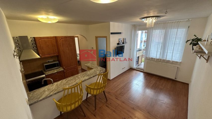 XIII. Kerület (Angyalföld) - Petneházy utca:  36 m&sup2;-es társasházi lakás   (69'900'000 ,- Ft)