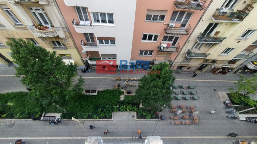 XIII. Kerület (Újlipótváros) - HOLLÁN ERNŐ utca:  92 m²-es társasházi lakás   (310'000 ,- Ft)