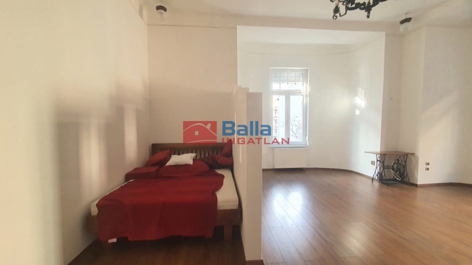 XIII. Kerület (Újlipótváros) - VISEGRÁDI utca:  77 m&sup2;-es társasházi lakás   (300'000 ,- Ft)