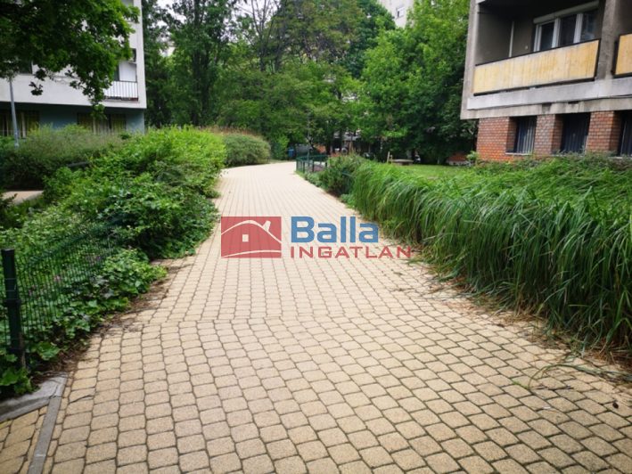 XIII. Kerület (Újlipótváros) - Weil János park:  43 m&sup2;-es társasházi lakás   (180'000 ,- Ft)