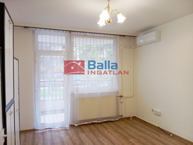 XIV. Kerület (Alsórákos) - Répásy Mihály utca:  31 m²-es társasházi lakás   (160'000 ,- Ft)