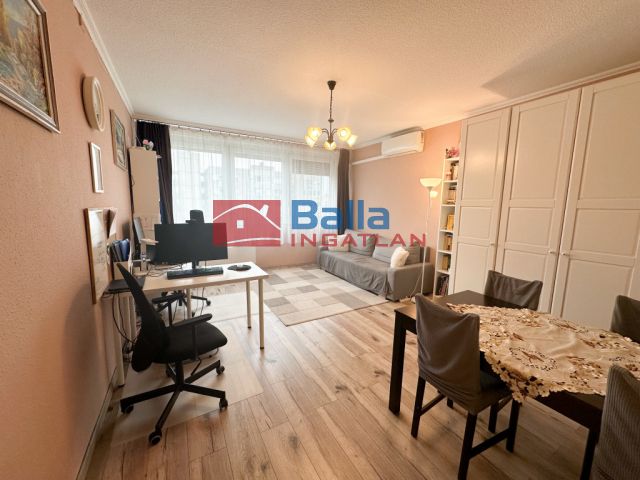 XIV. Kerület (Füredi lakótelep) - Szentmihályi út:  56 m²-es társasházi lakás   (67'500'000 ,- Ft)