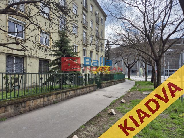 XIV. Kerület (Istvánmező) - Stadionoknál:  38 m²-es társasházi lakás   (180'000 ,- Ft)
