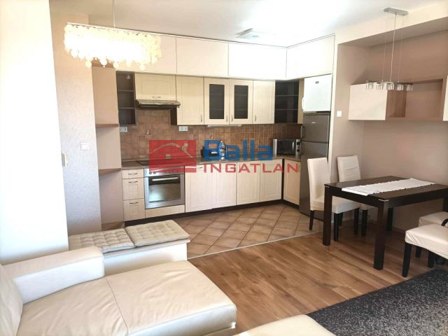 XIV. Kerület (Nagyzugló) - Egressy utca:  50 m²-es társasházi lakás   (270'000 ,- Ft)