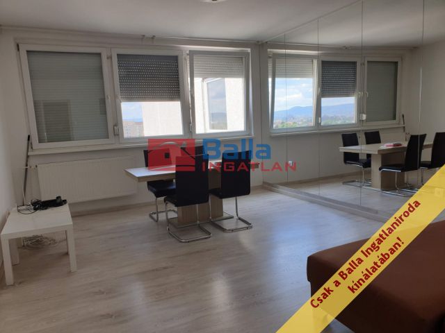 XIV. Kerület (Nagyzugló) - Nagy Lajos király útja:  56 m²-es társasházi lakás   (73'500'000 ,- Ft)