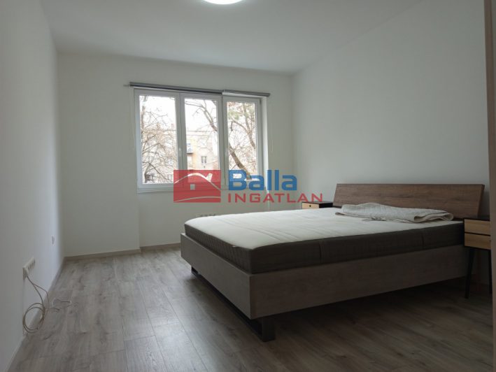 XIV. Kerület (Nagyzugló) - Padlizsán utcánál utca:  50 m&sup2;-es társasházi lakás   (72'500'000 ,- Ft)