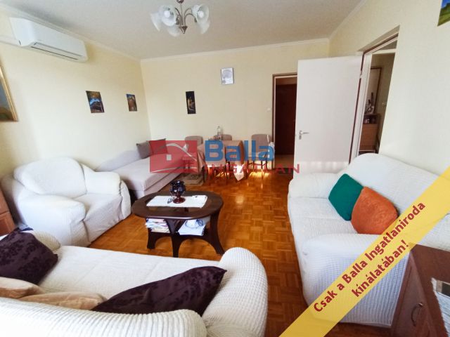 XIV. Kerület (Rákosfalva) - Ond vezér útja:  46 m²-es társasházi lakás   (55'400'000 ,- Ft)