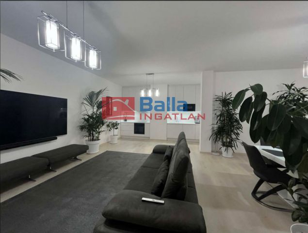 XIX. Kerület (Központ) - zrínyi utca:  103 m²-es társasházi lakás   (149'900'000 ,- Ft)