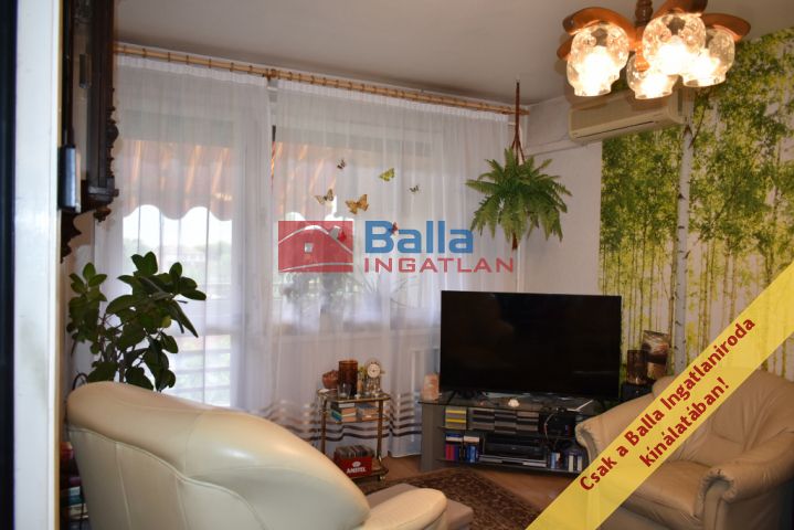 XIX. Kerület (Lakótelep) - József Attila utca:  55 m²-es társasházi lakás   (49'500'000 ,- Ft)